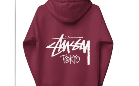 Streetwear Icons: Must-Have Hoodies of the Year