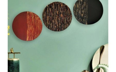 What Are the Best Materials for Wall Art | Wooden Street