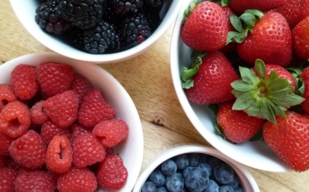 Strawberries and Men’s Health: A Natural Boost with Health Support