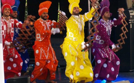 Unlock Creativity with the Best Art, Music and Dance Classes in India – Ads Blast India