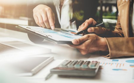 Cloud vs. Desktop Accounting Systems: Pros and Cons