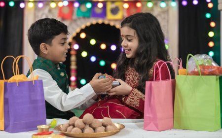 How to Quickly Send Rakhi with Sweets Online for Raksha Bandhan